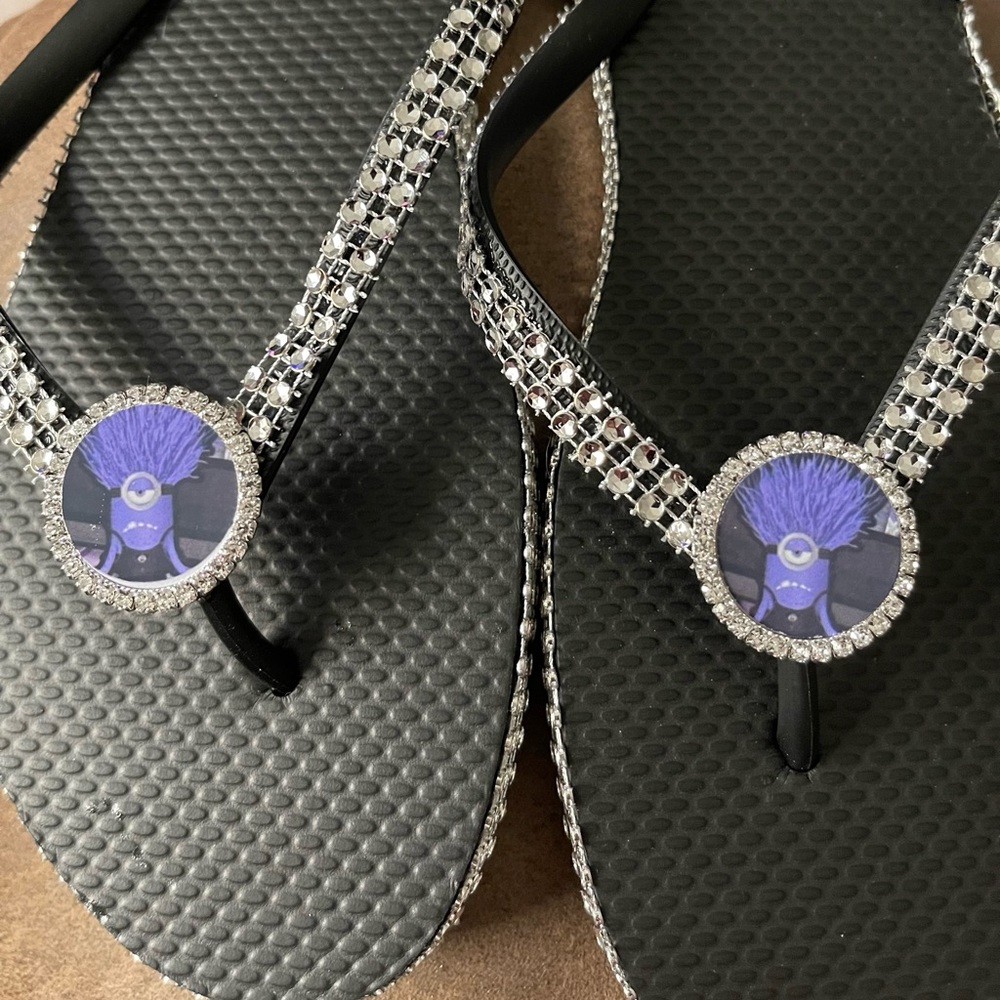 Minion flip flops
